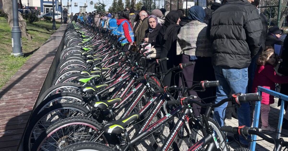 Biciclette per altri 100 bambini a Bahçelievler