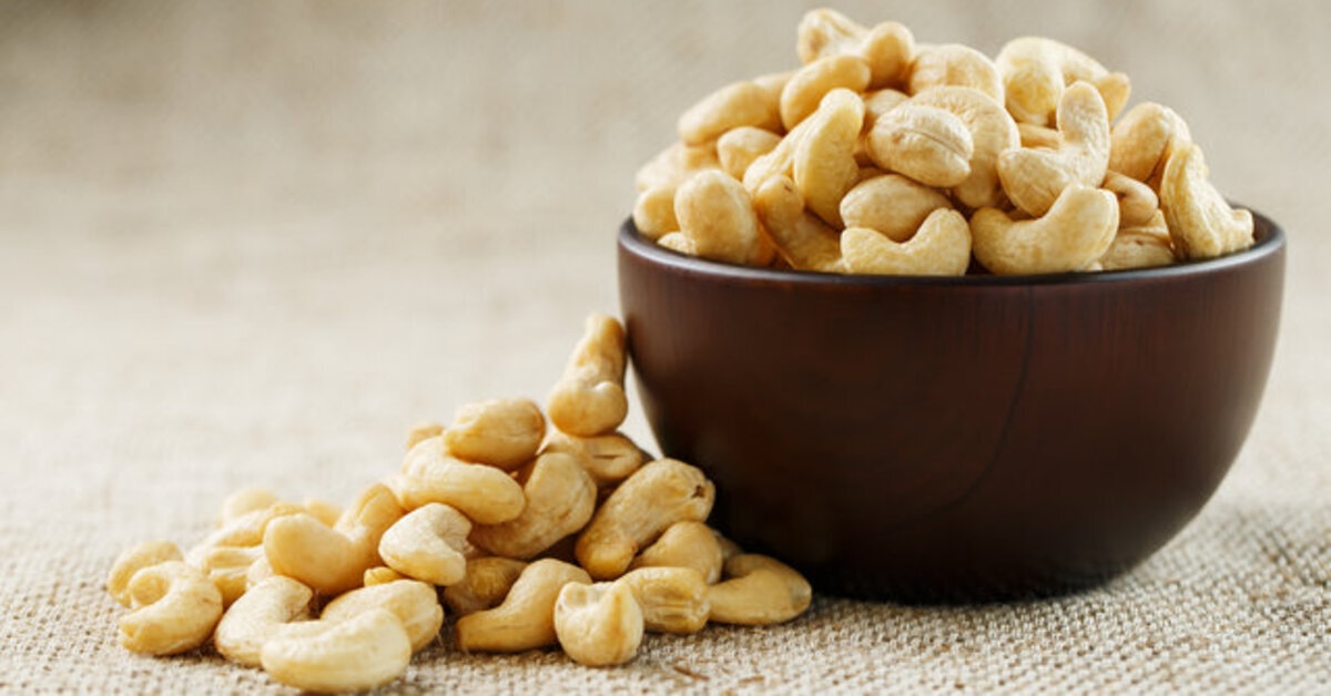 Can you eat cashews on a diet?