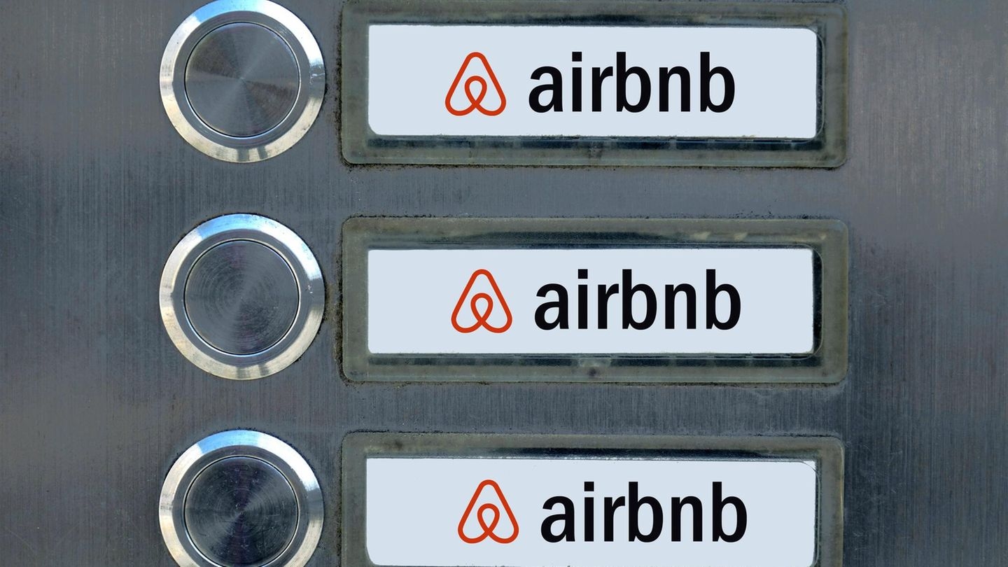 Stocks for life: Is Airbnb interesting not only for vacationers but also for investors?