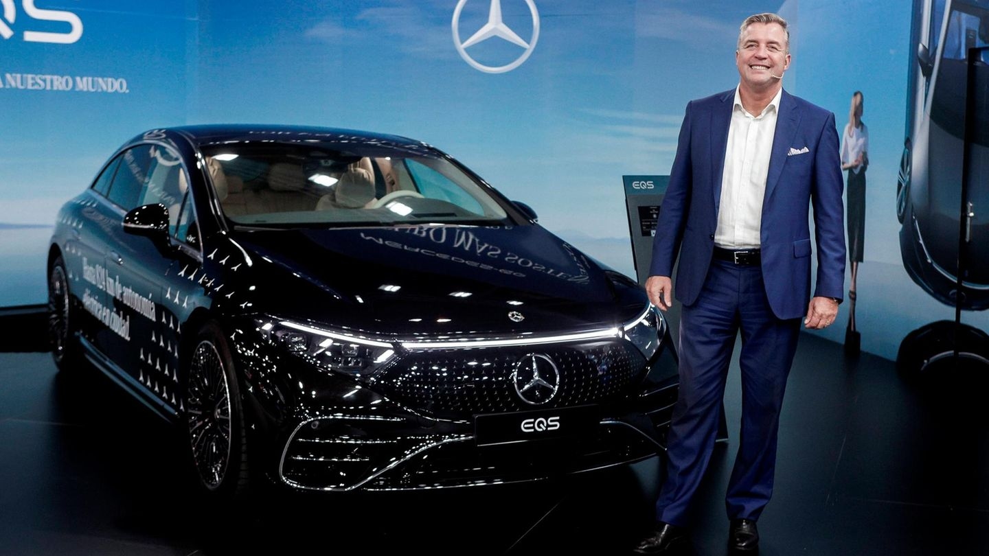 Autoindustrie: Konkurrenz lässt deutsche Hersteller bei E-Autos alt aussehen