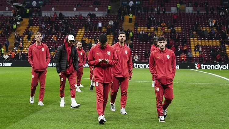 Mededeling in RAMS Park voor derby Galatasaray - Fenerbahçe: 'Lachen!'