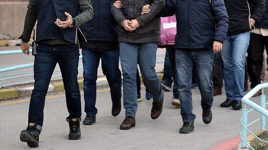 FETO-operatie in Izmir: 6 arrestaties