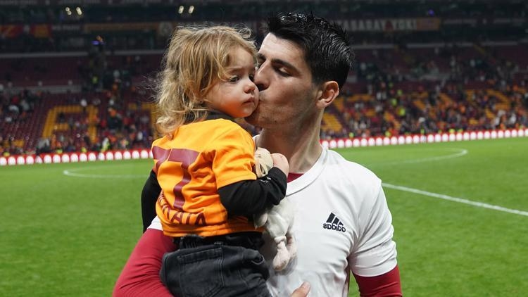Hałasy separacyjne w Galatasaray: rozmowy transferowe Alvaro Moraty