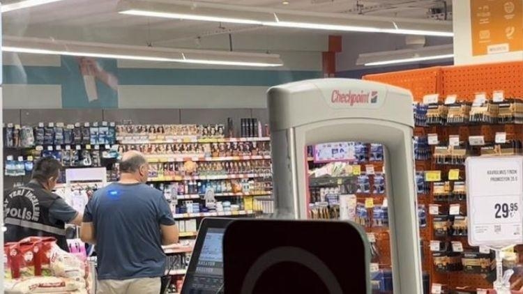 Markette dehşet saçtı, bir kadın ve çocuk yaralandı