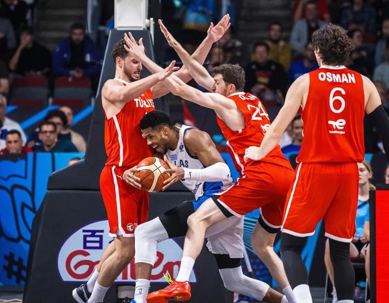 12 Giant Men's overwinning in de Europese pers: 'Turkije verpletterde hen met zijn spel'