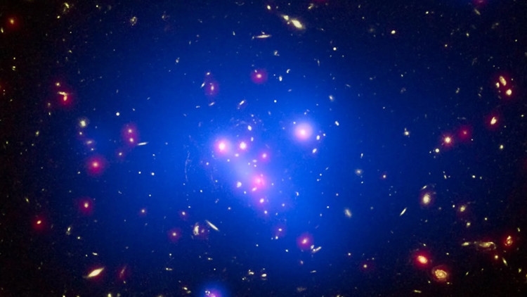 Das Ende des Universums signalisiert den „Big Crunch“