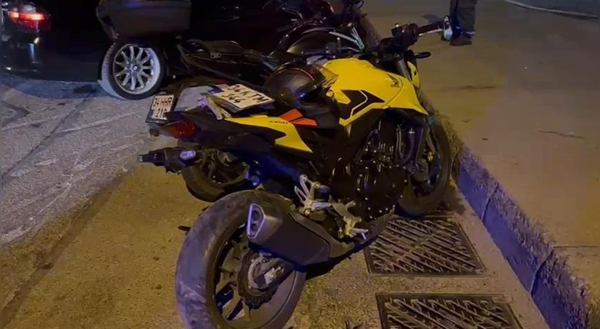 Motorcycle and car collided in Kadıköy! 2 people injured