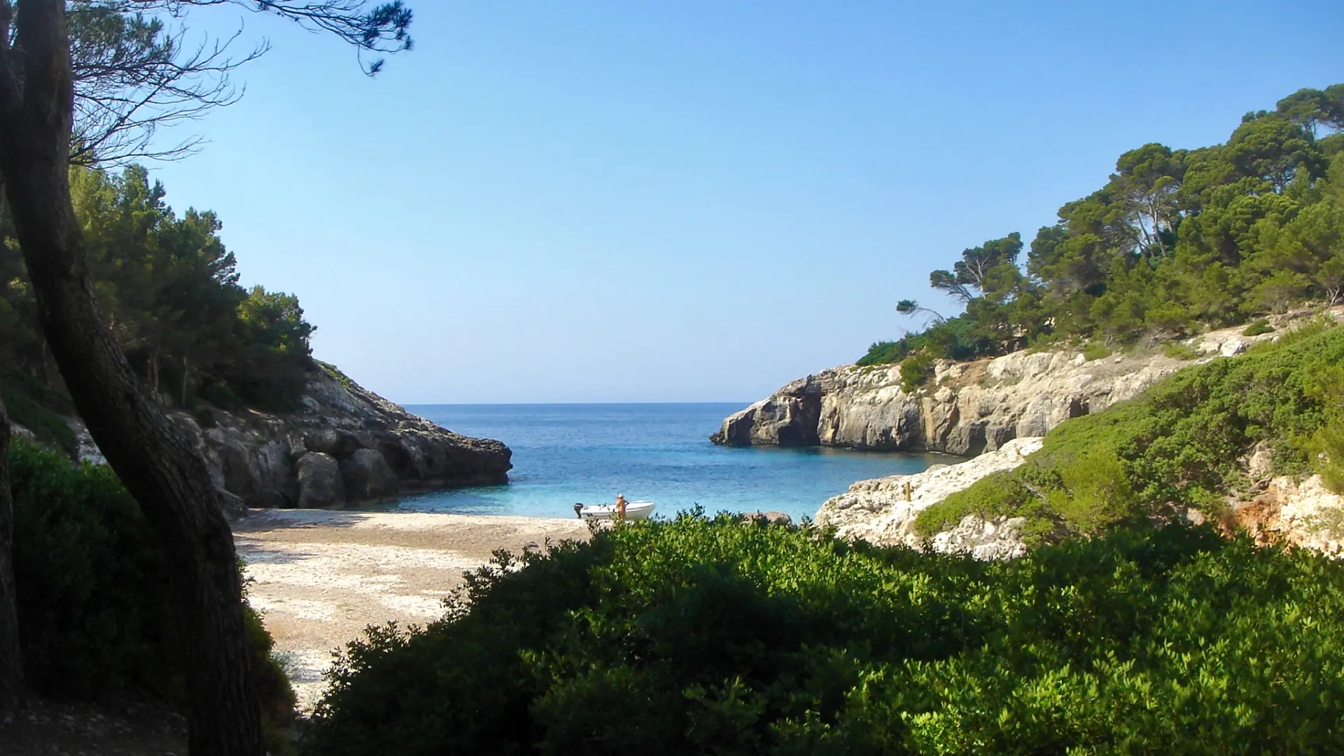 Oito praias secretas no Mediterrâneo: de Tarragona a Menorca