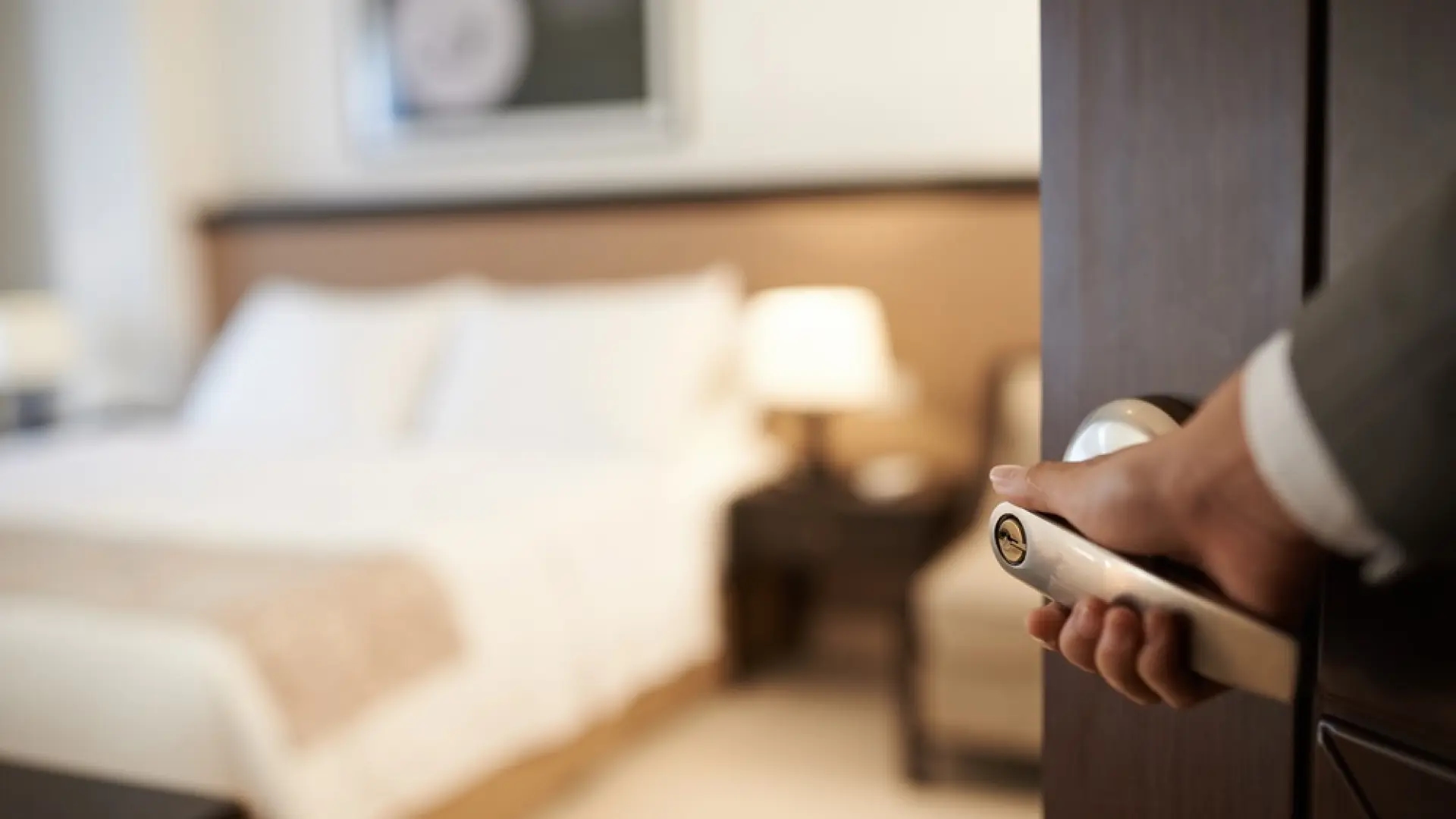 Waarom je volgens een reisexpert altijd hotelkamers moet vermijden die eindigen op '01'
