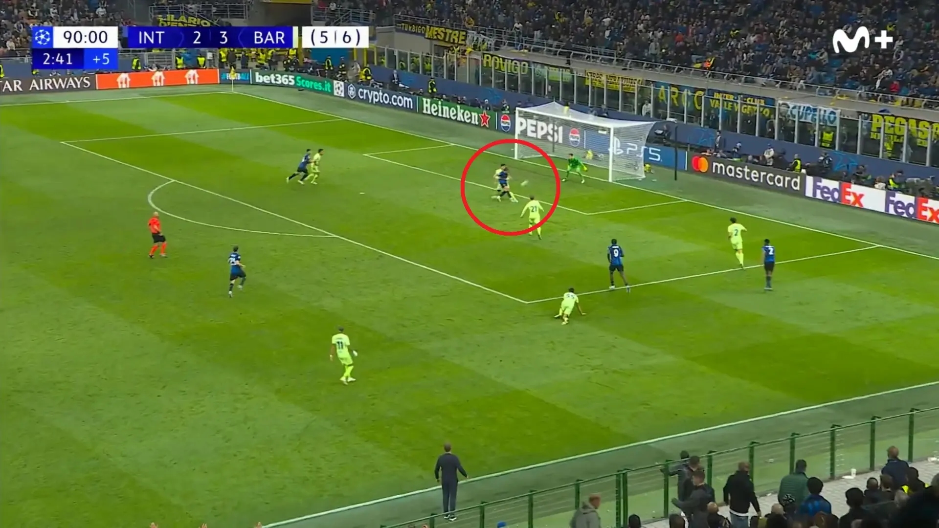 Şampiyonlar Ligi Yarı Final rövanş maçında Acerbi'nin 93. dakikada attığı gol, Barça'yı batırdı ve maçı uzatmalara taşıdı.