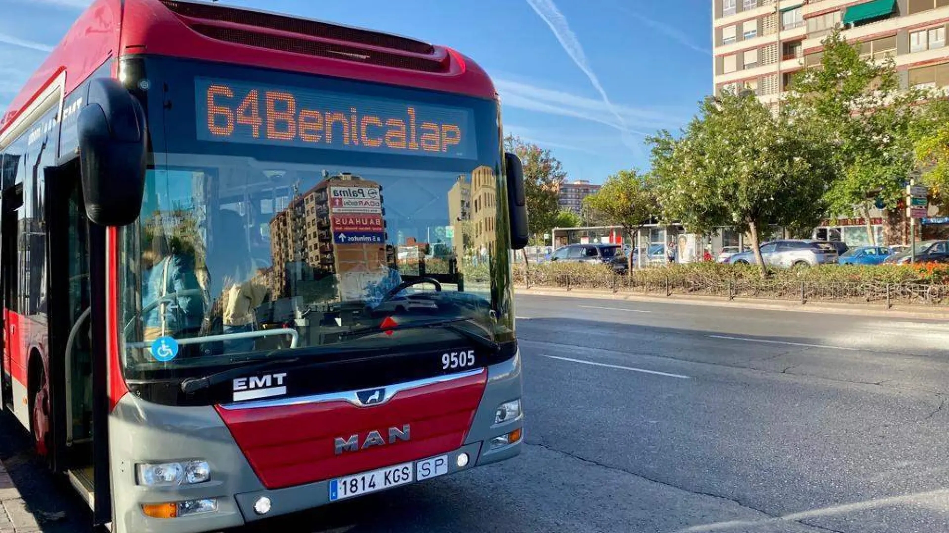 L'EMT di Valencia si sta concentrando sui quartieri meridionali e occidentali a causa della mancanza di trasporti pubblici.