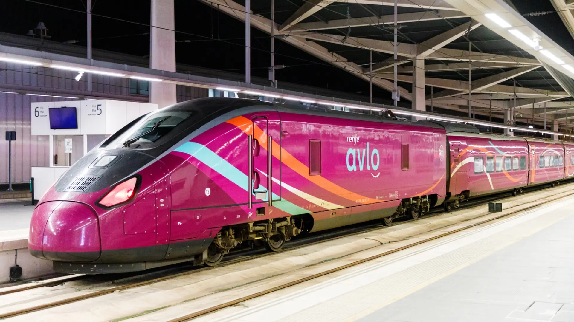 Renfe muss das Flugticket eines Reisenden bezahlen, der aufgrund einer Zugverspätung seinen Flug nach Kuba verpasst hat.