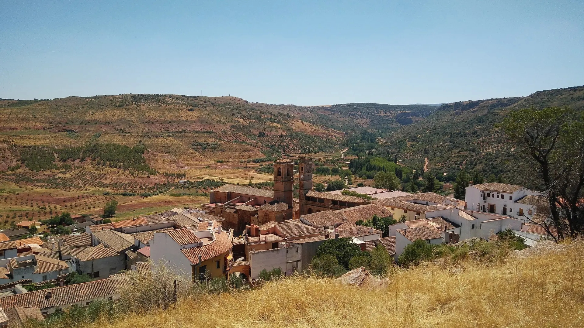 La ville que Carlos Alcaraz « a » et n'est pas à Murcie : elle est cachée dans les montagnes d'Albacete.