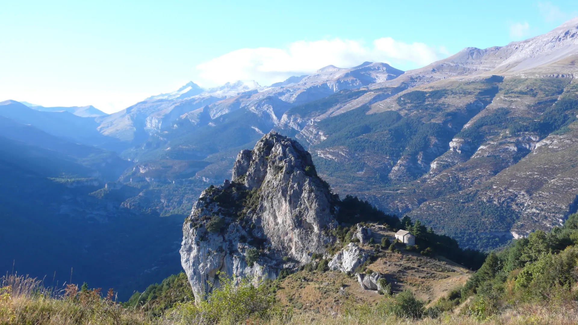 Die Wanderroute durch die aragonesischen Pyrenäen mit unglaublichen Ausblicken auf den Monte Perdido