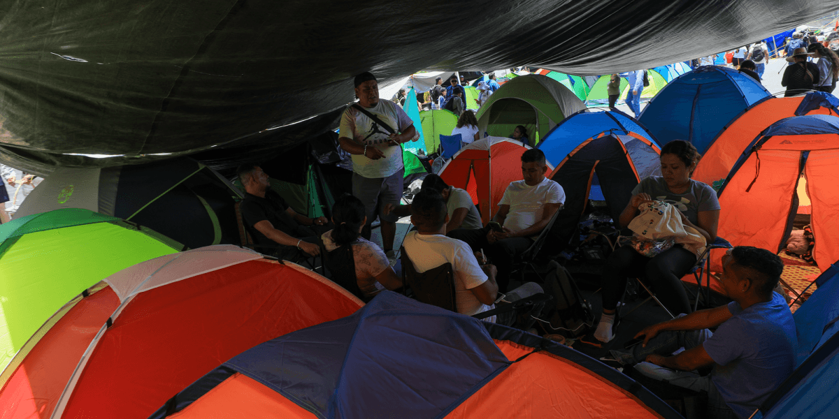Após as manifestações, o Ministério do Interior e o Ministério da Educação Pública (SEGOB) apelam à CNTE para abrir o diálogo.