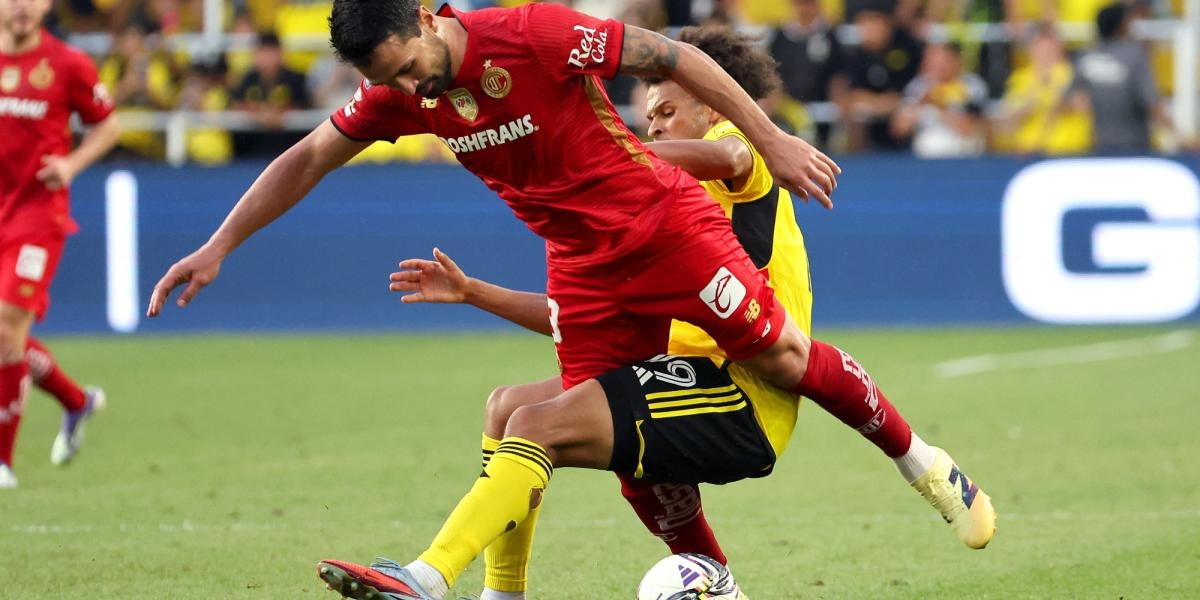 Il Toluca sconfigge il Columbus ai rigori e il Puebla travolge il New York nella partita inaugurale della Coppa di Lega.
