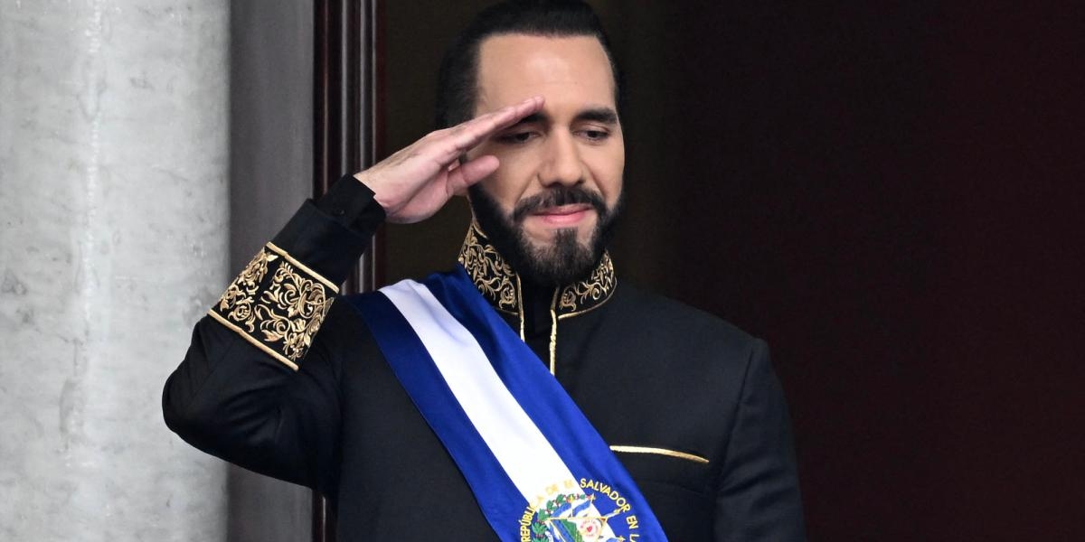 Il Congresso di El Salvador, allineato con Bukele, approva la rielezione presidenziale a tempo indeterminato.