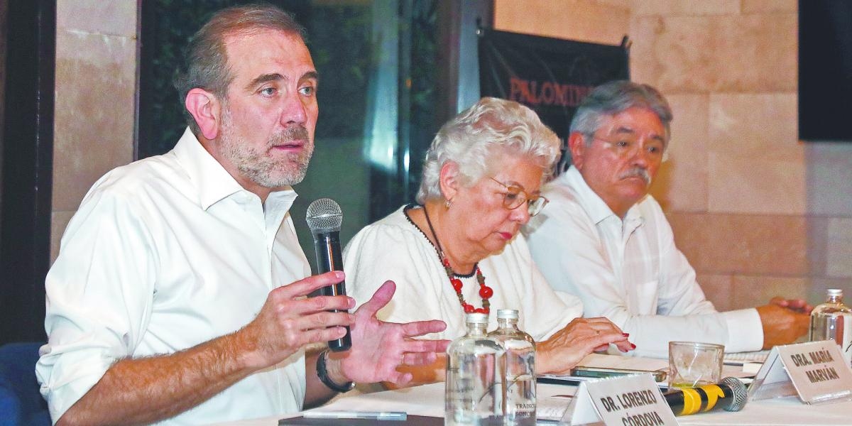 Former electoral presidents call for consensus on reform