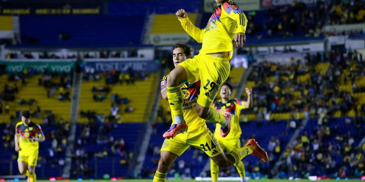 América, çift maçta Cruz Azul'u ikincilikten çıkardı