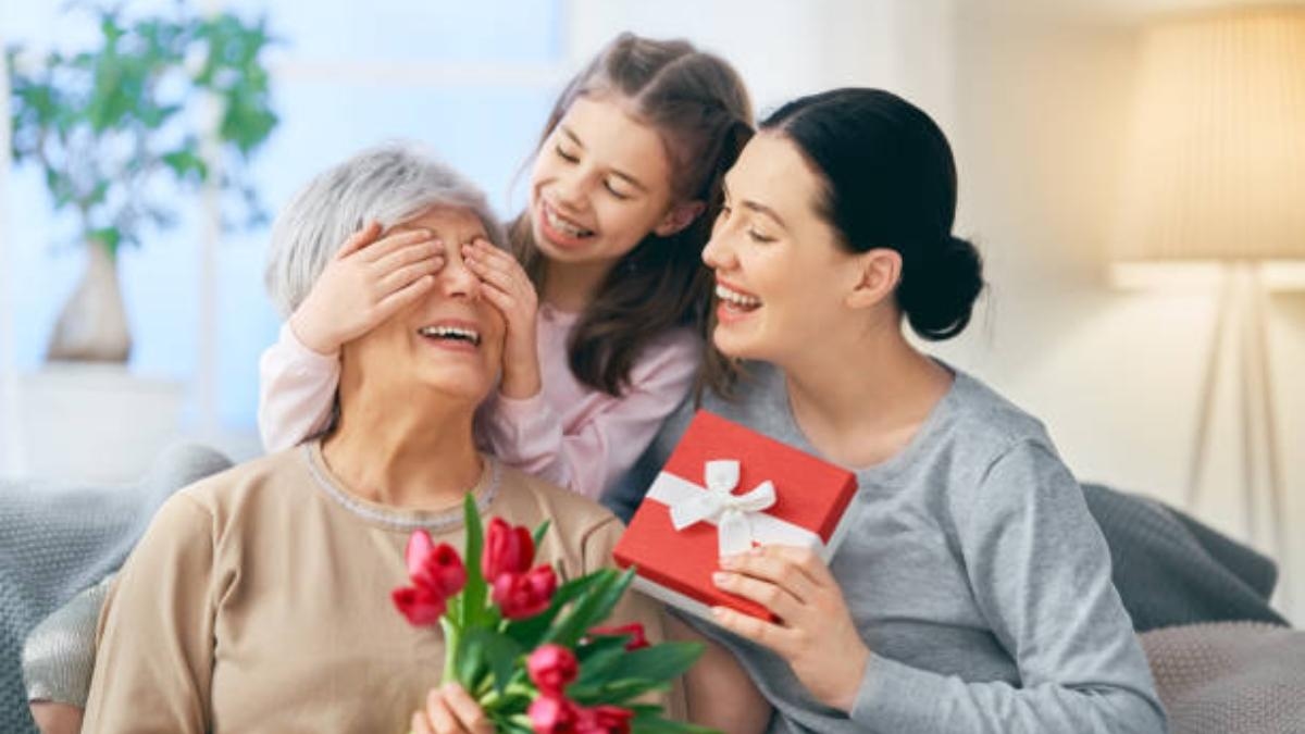Cinco dicas para mães que querem empoderar seus filhos no uso adequado das finanças