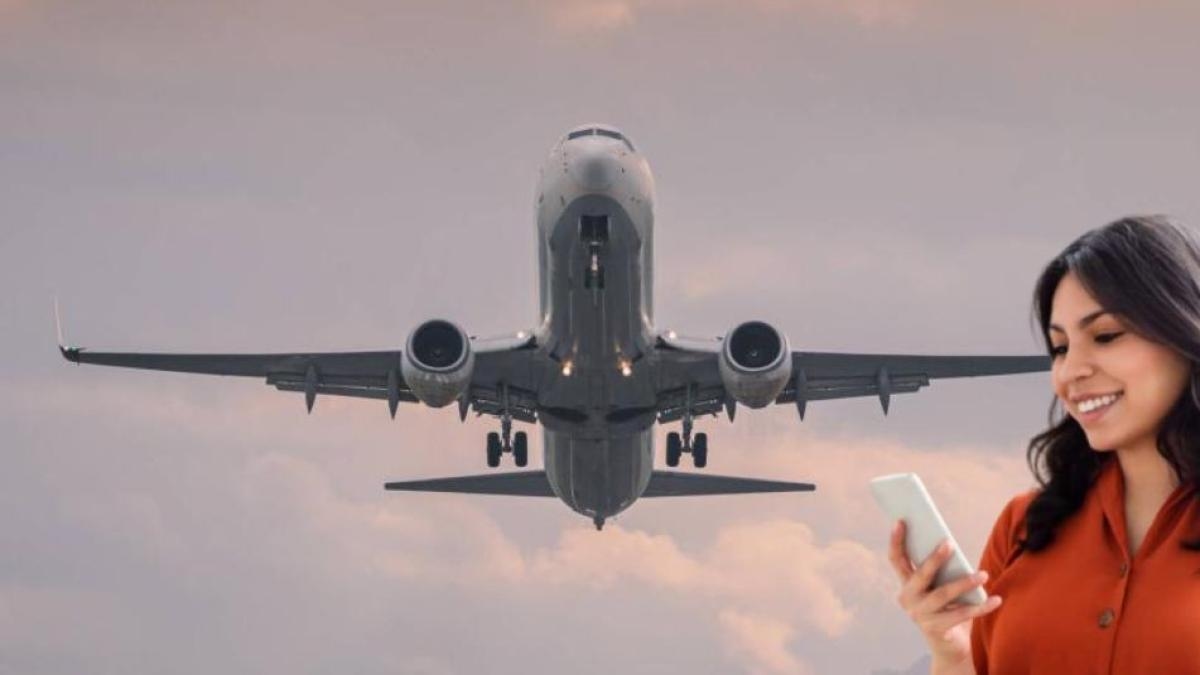 Why you shouldn't use your cell phone while flying, according to an experienced airplane pilot.