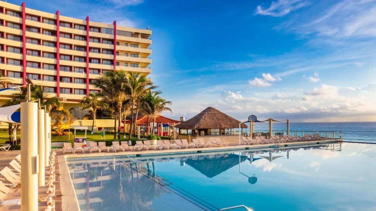 Vacaciones de mitad de año 2025: top 3 de hoteles todo incluido para esta temporada, según Viajes Falabella