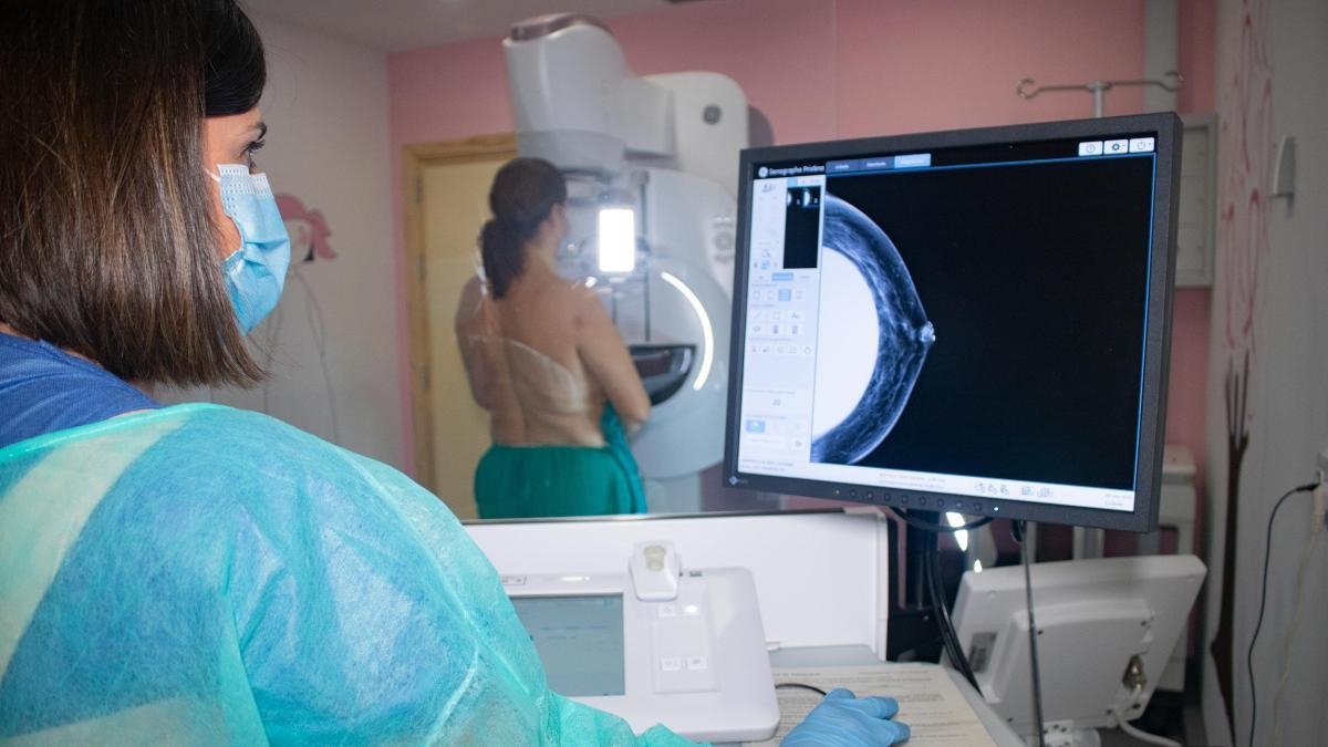 Virtuelle Kopien von krebskranken Frauen, die mithilfe von KI entwickelt wurden, um die Präzisionsmedizin voranzutreiben