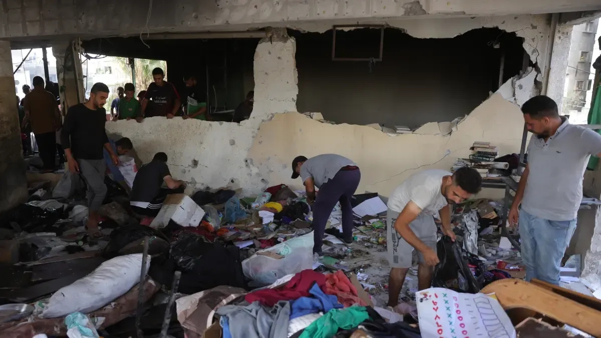 At least 10 children killed in Israeli bombing of school in northern Gaza