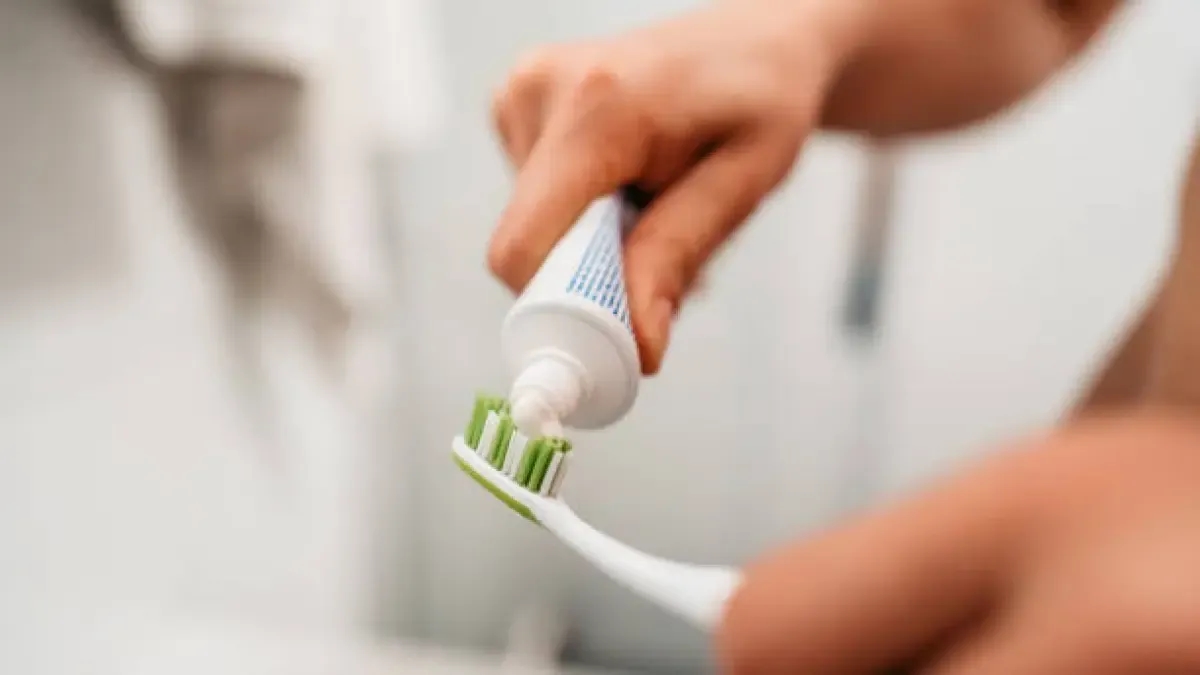 Meksika'daki yetkililer ayrıca Colgate Total Clean Mint kremini de geri çağırdı: Tahrişe, ağız ağrısına ve diş hassasiyetine neden olabilir.