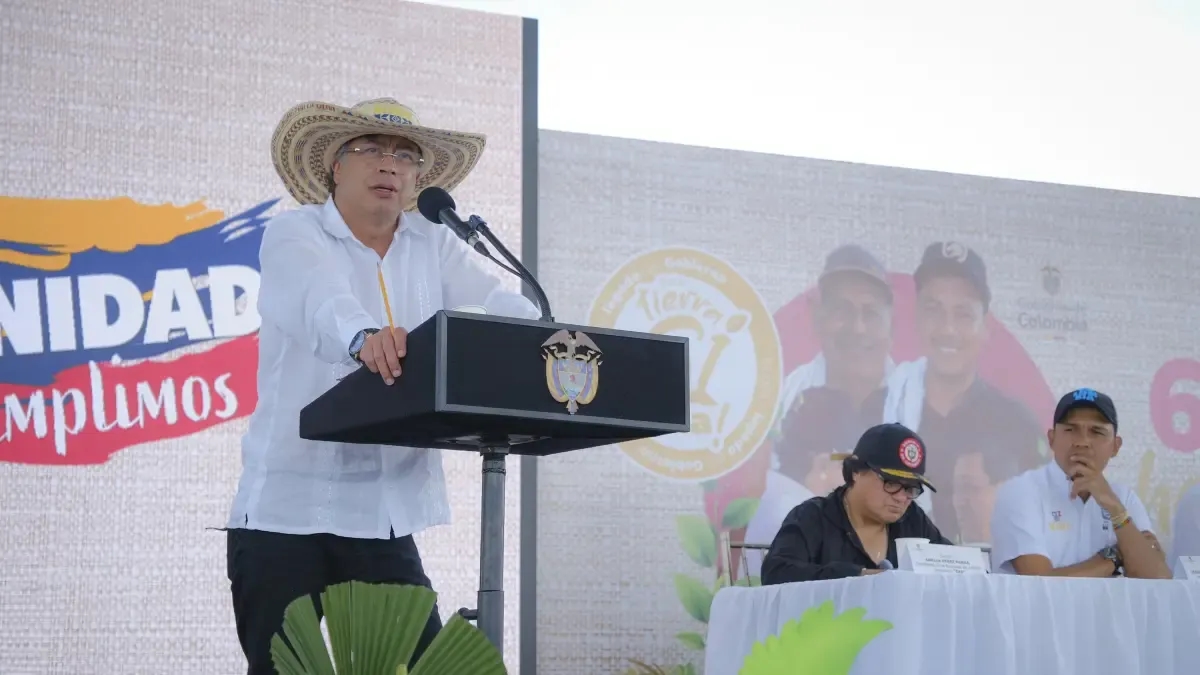 Presidente Gustavo Petro anunció que se iniciaron conversaciones de paz con el Clan del Golfo por fuera de Colombia