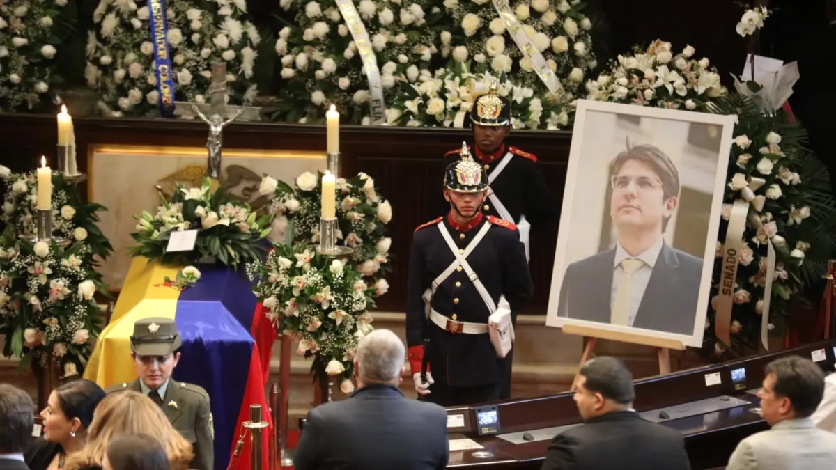 L'appello alla pace elettorale mentre il Paese saluta il senatore e candidato alla presidenza Miguel Uribe Turbay.