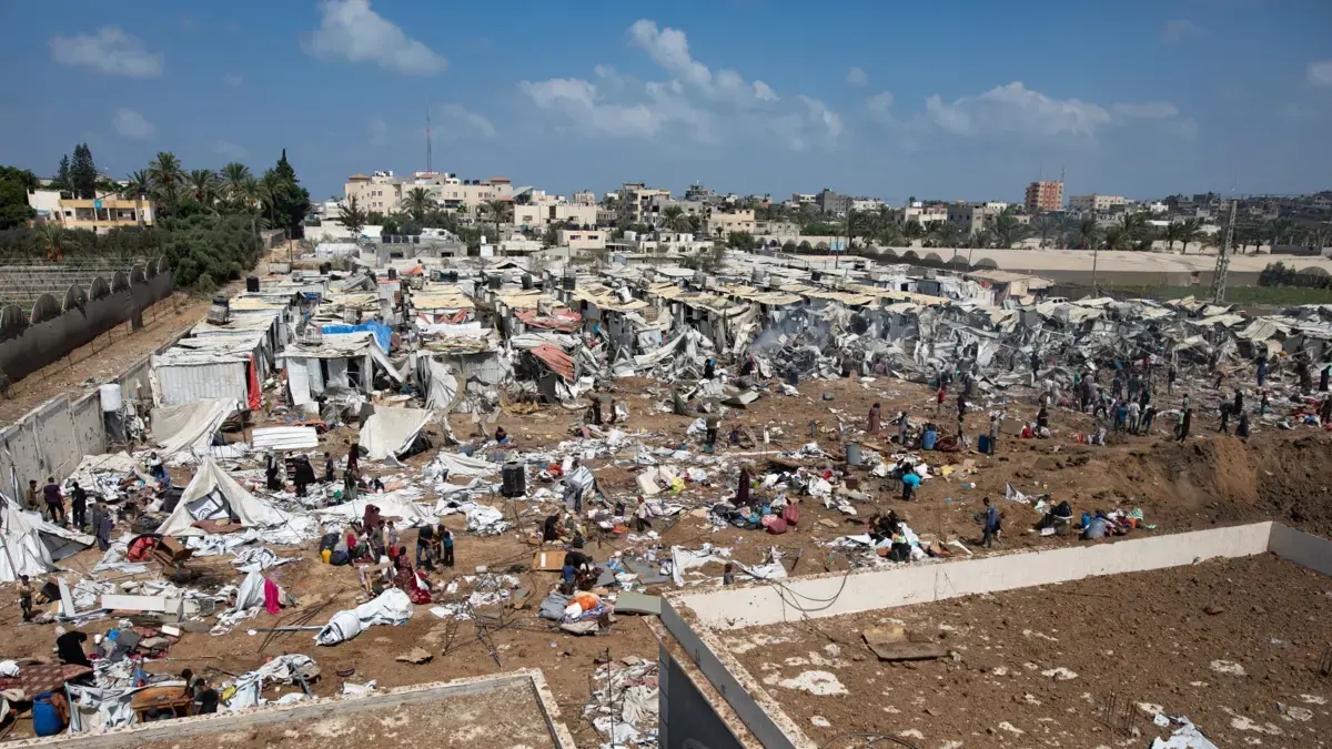 Izrael grozi zniszczeniem miasta Gaza, jeśli Hamas nie rozbroi się i nie uwolni zakładników: „Bramy piekieł wkrótce się otworzą, aż w końcu się zgodzą”.