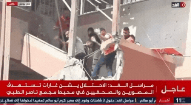 Vídeo chocante do ataque israelense ao Hospital Nasser em Gaza: pelo menos 20 pessoas morreram, incluindo cinco jornalistas.
