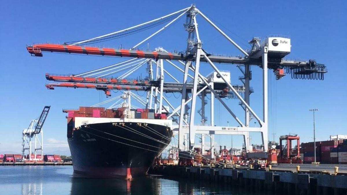 AmCham verzoekt de regering om onderhandelingen te beginnen met de Verenigde Staten om de importheffing van 10% op Colombiaanse producten af ​​te schaffen.