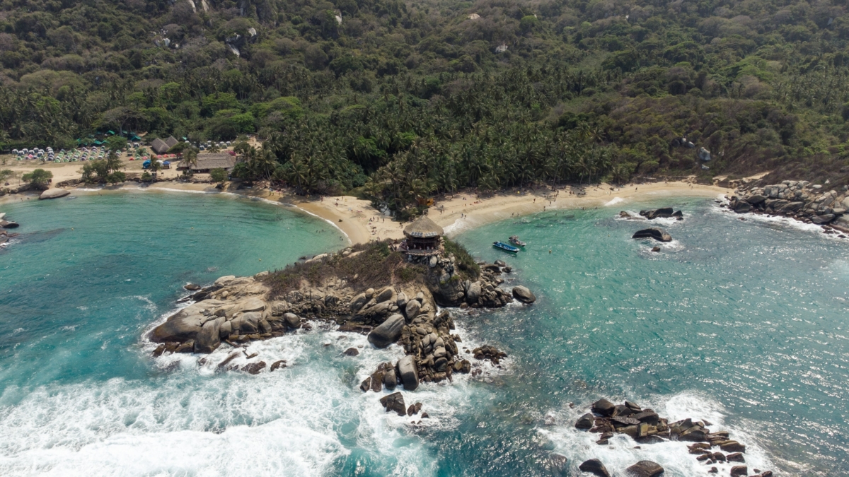 Parque Tayrona vuelve a abrir sus puertas al público y se alista para recibir turistas en la temporada de fin de año