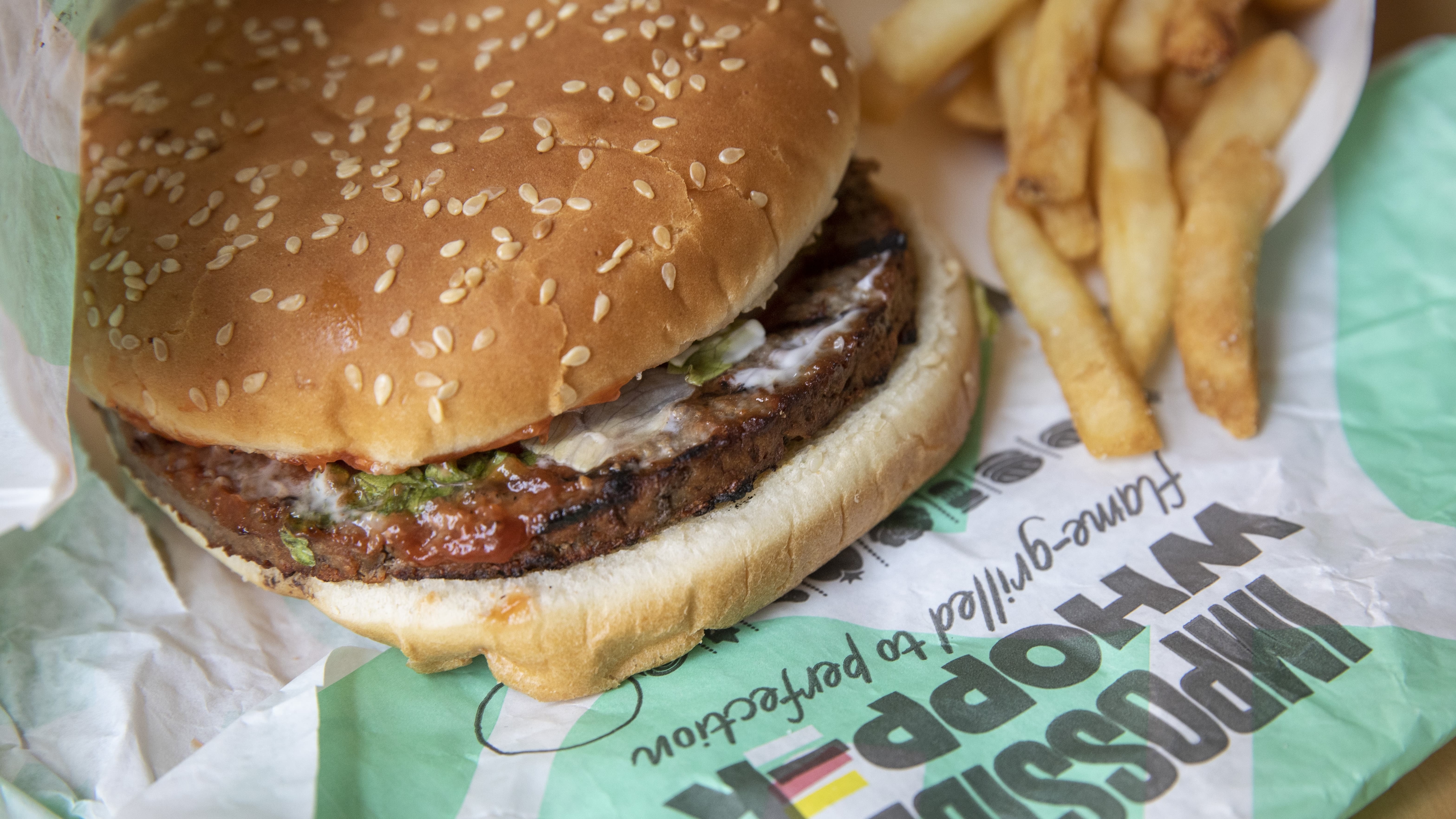 Falta de transparência em restaurantes de fast food: "Regulamentação europeia está completamente obsoleta", diz UFC-Que Choisir