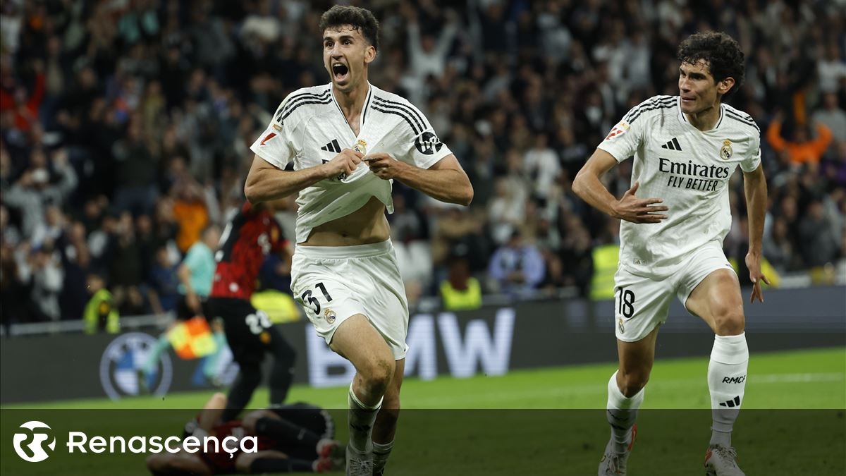 El Real Madrid marca un gol en el último minuto y le niega el título al Barcelona