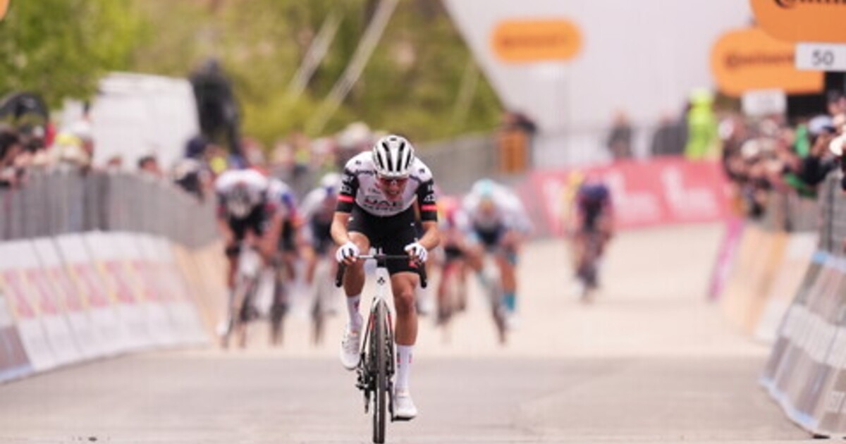 Giro d'Italia, à Tagliacozzo Juan Ayuso ne s'est pas levé sur les pédales