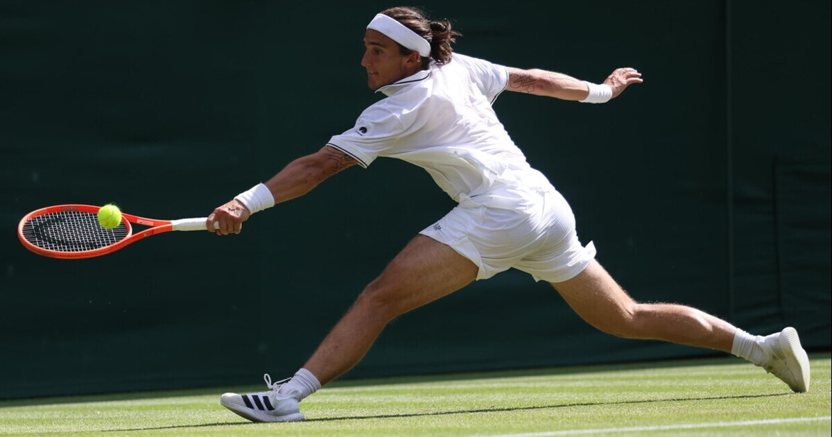 Il tennis creativo (ed efficace) di Mattia Bellucci