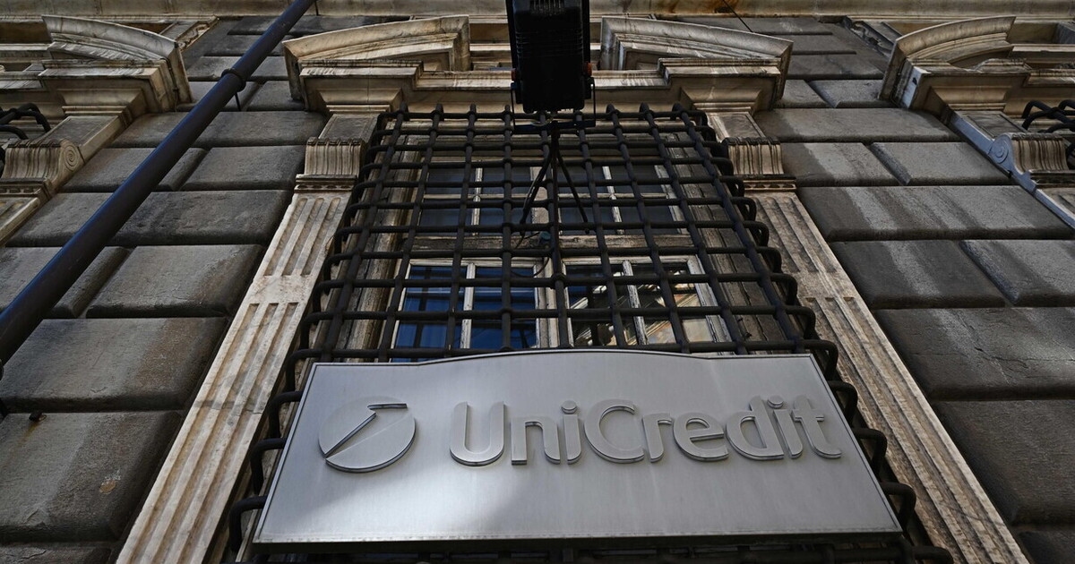 Waarschuwing van de Europese Commissie aan de regering over de UniCredit-zaak