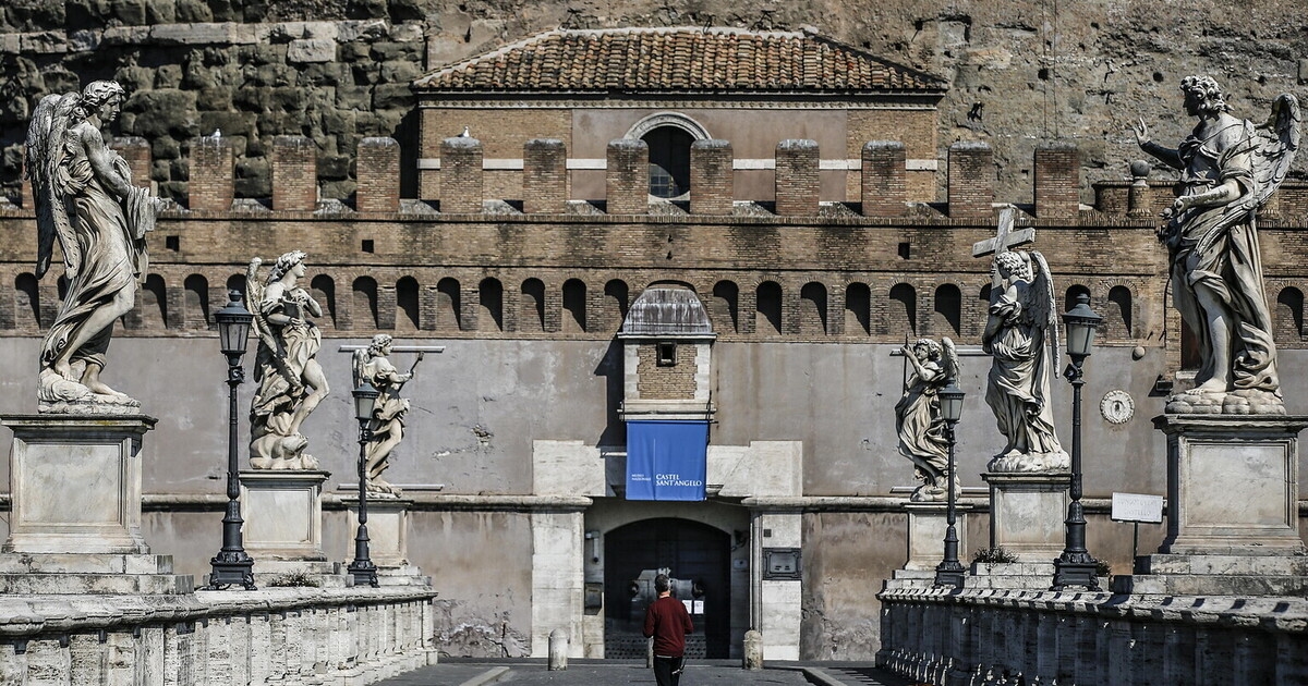 Een verplaatsbaar feestmaal in Castel Sant'Angelo: Na D&G arriveert Operacamion met "Tosca".