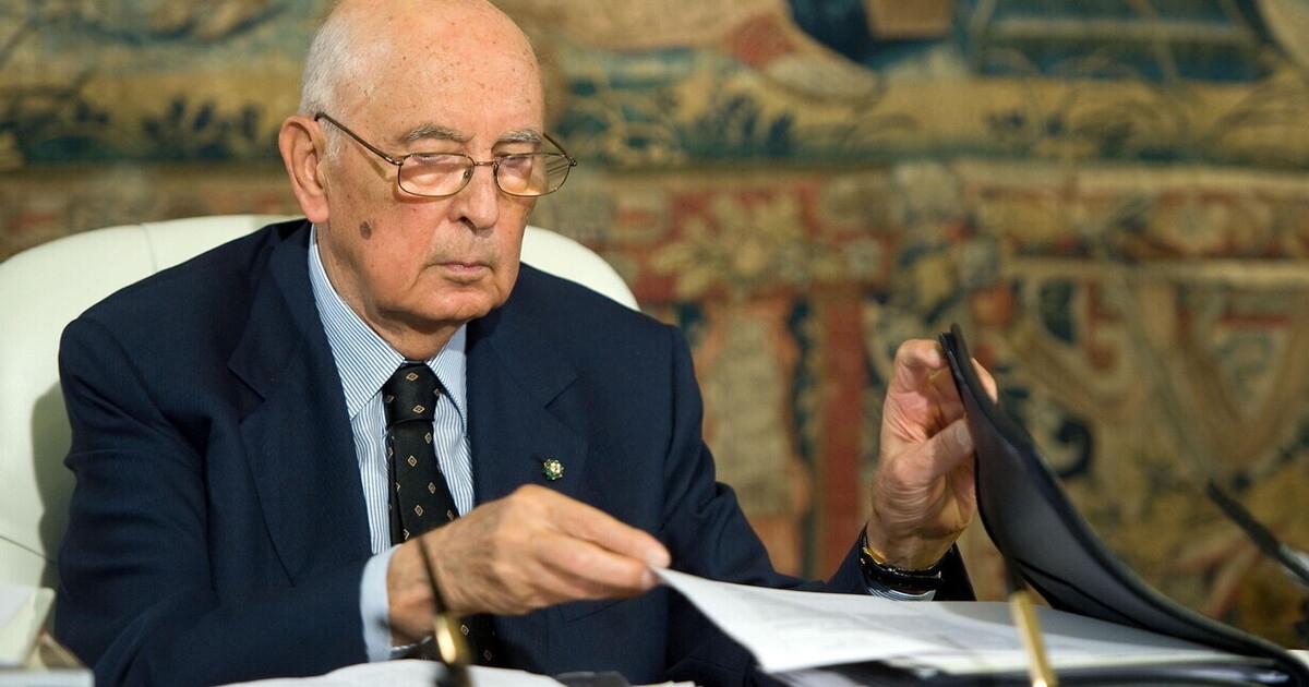 Napolitano, PCI ve iyilikseverlerin önemsizleştirilmesi riski
