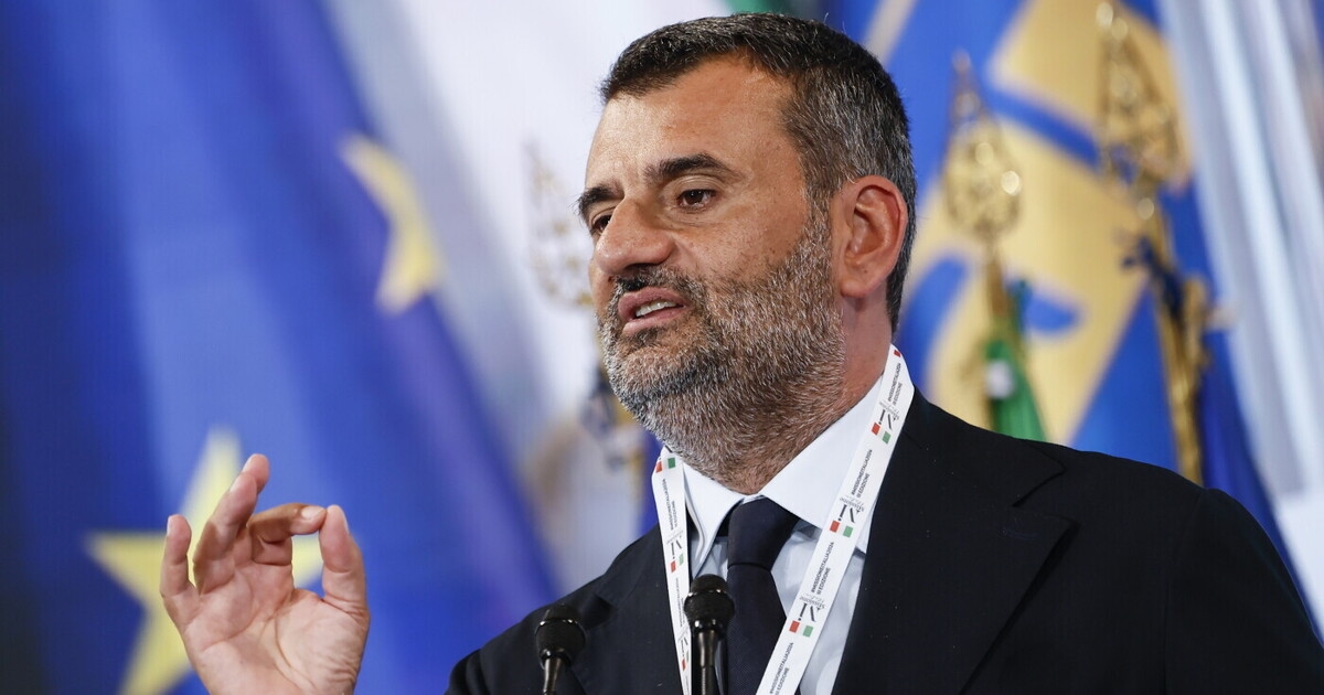Lo squillo di Antonio Decaro a Elly Schlein