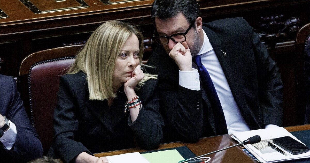 Ma Salvini dimentica tutti i “tàcches al tram” che s’è preso da Meloni