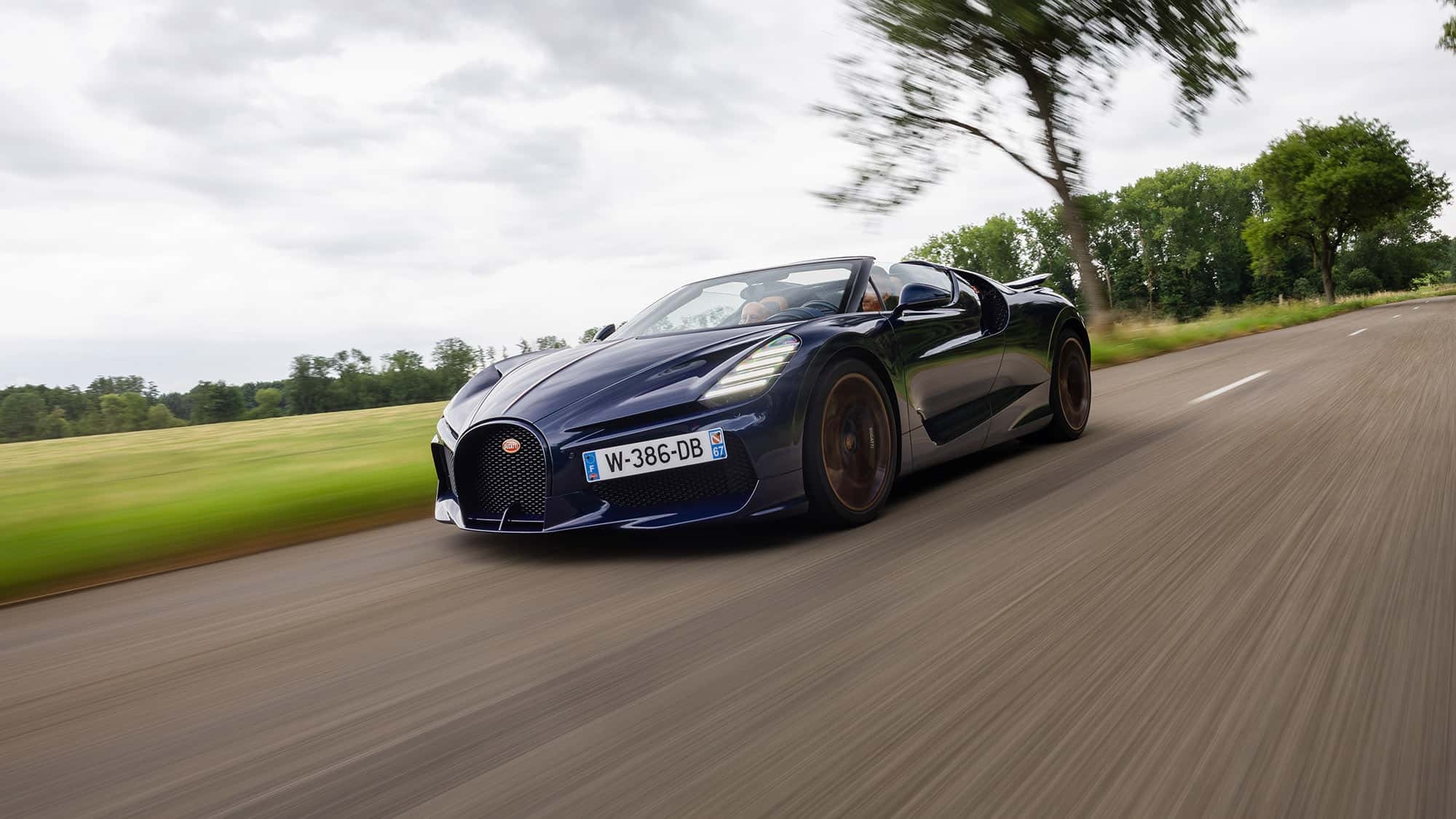Bugatti W16 Mistral (yol testi): Oldukça rahat görünen 1.600 beygir gücü