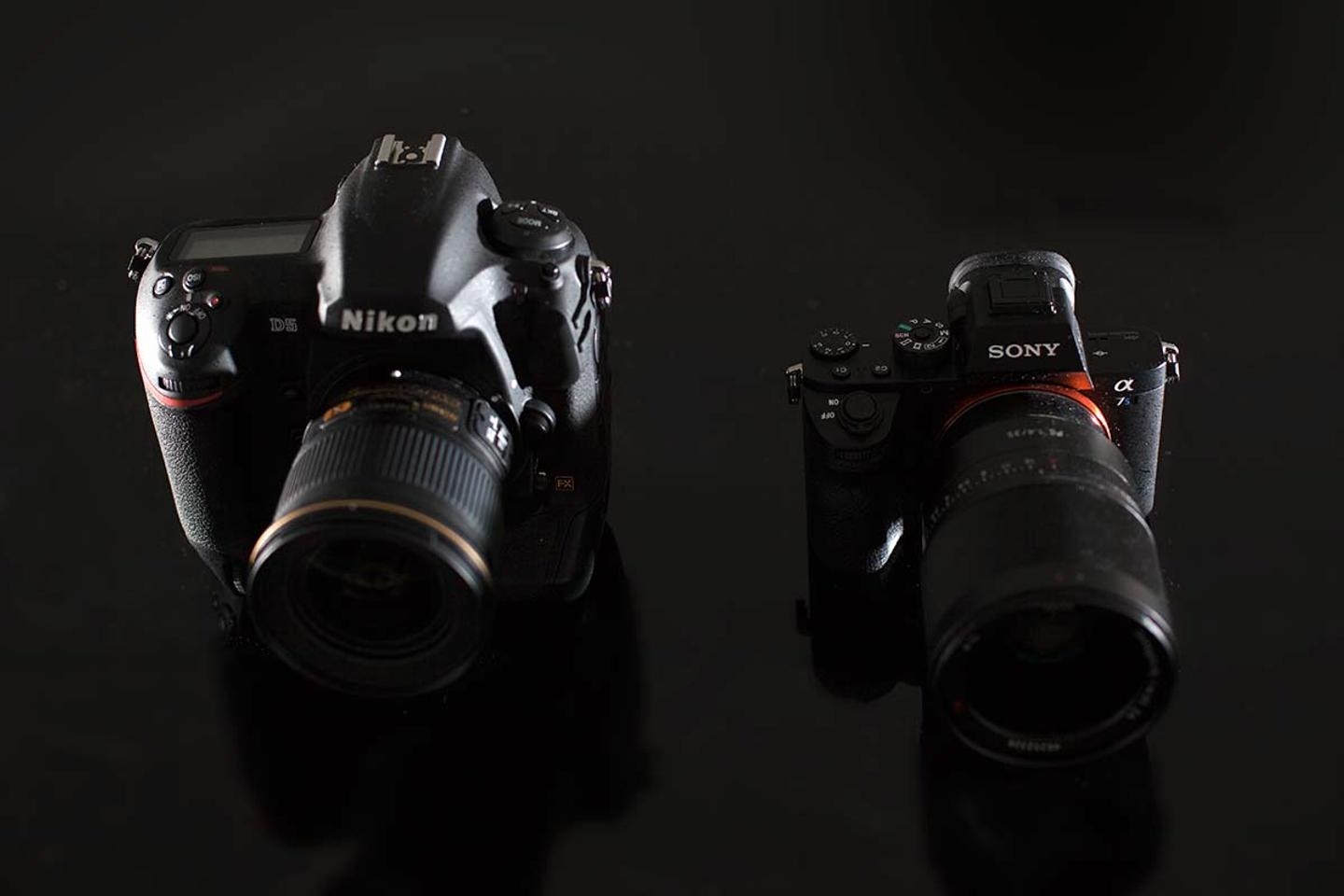 Você deve abandonar sua câmera SLR e trocar por uma câmera sem espelho?