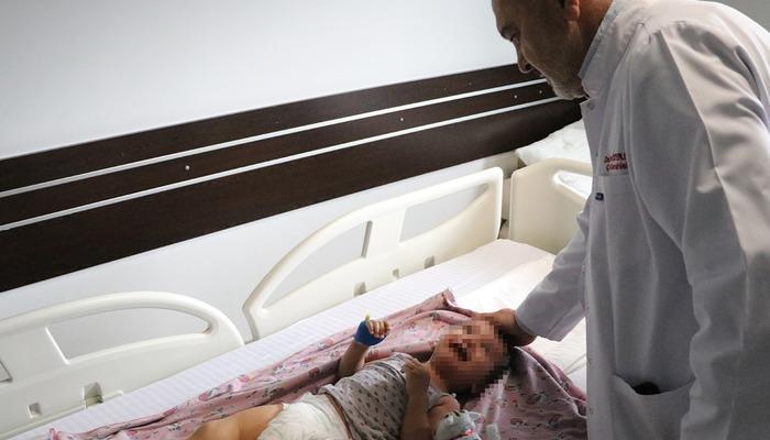 Maladie congénitale rare ! Un enfant de 2 ans a été diagnostiqué avec la « circoncision du prophète » : un patch a été prélevé sur sa joue, une sonde urinaire a été réalisée...