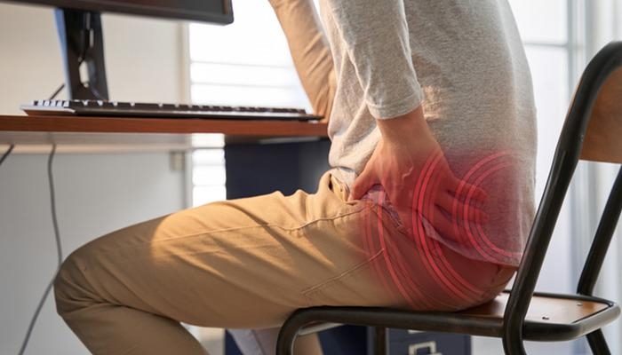 Your daily life is at risk: Don't underestimate pain in this area! Don't mistake it for a lower back; it could be a dislocated hip! Those who sit for long periods of time should be careful.