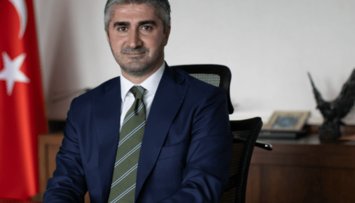 El viceministro de Familia y Servicios Sociales Tarıkdaroğlu visitó Erzurum
