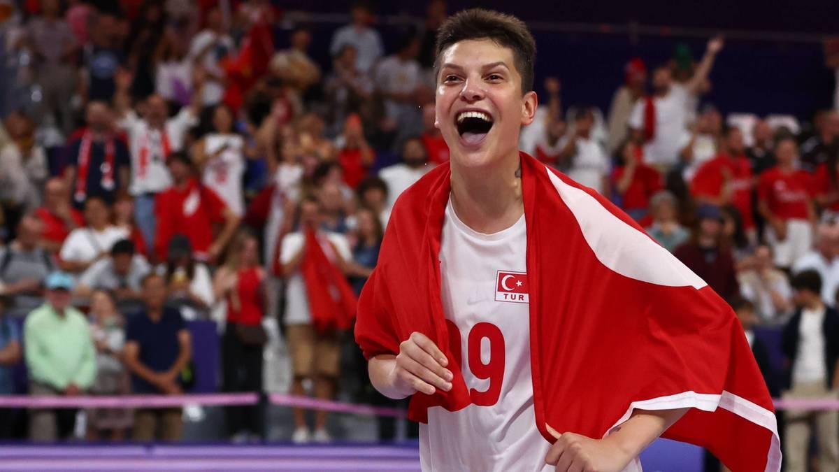 Voleybol yıldızı dört yıl sonra ülkesine dönüyor. Stysiak ile oynayacak